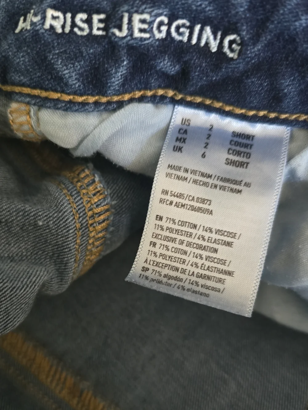 American Eagle Jeans Women's Size 2 SHORT 2s Jegging 360 Degree Stretch